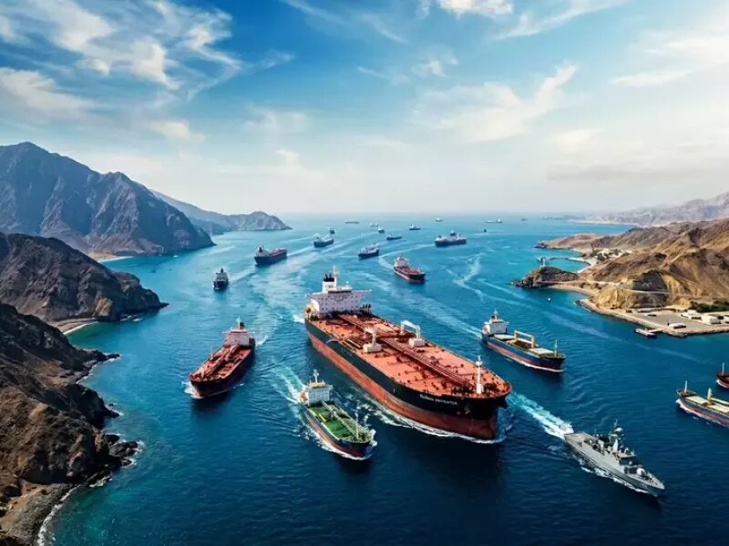 Blokade-AS-di-Selat-Hormuz-Picu-Penumpukan-Kapal-Lalu-Lintas-Laut-Tersendat