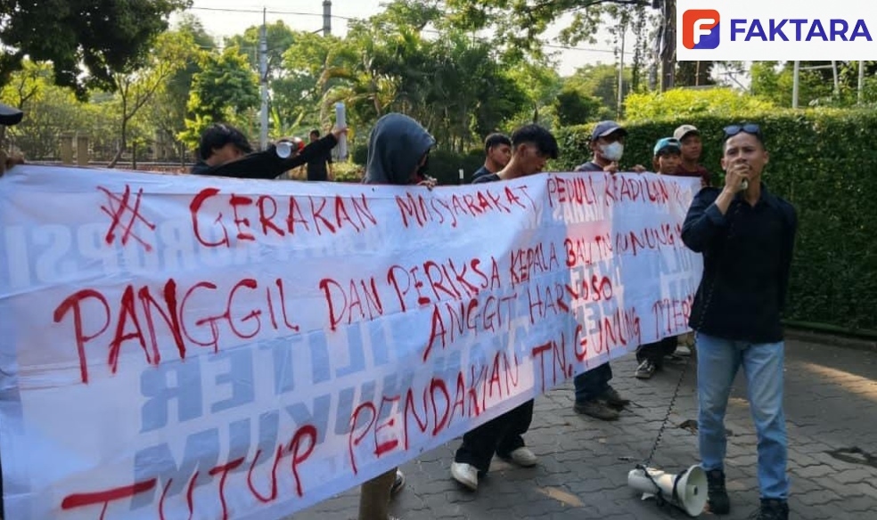 Kasus Pendaki Tewas, Mahasiswa Geruduk Kemenhut Tuntut Penutupan Jalur Merbabu